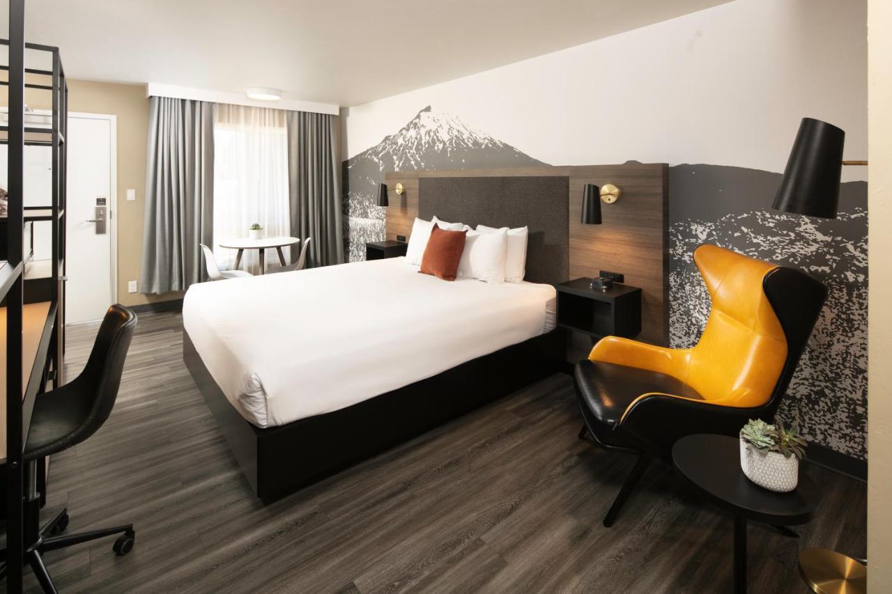 Waypoint Hotel Bend Kültér fotó